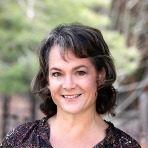 Meet your Posher, Sabine